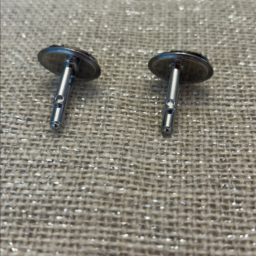 Vintage Oval Black and Silvertone Cuff Links